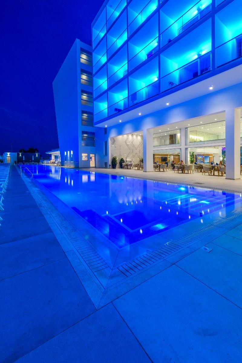 Seasons Hotel (Adults Only) Айя Напа Екстериор снимка